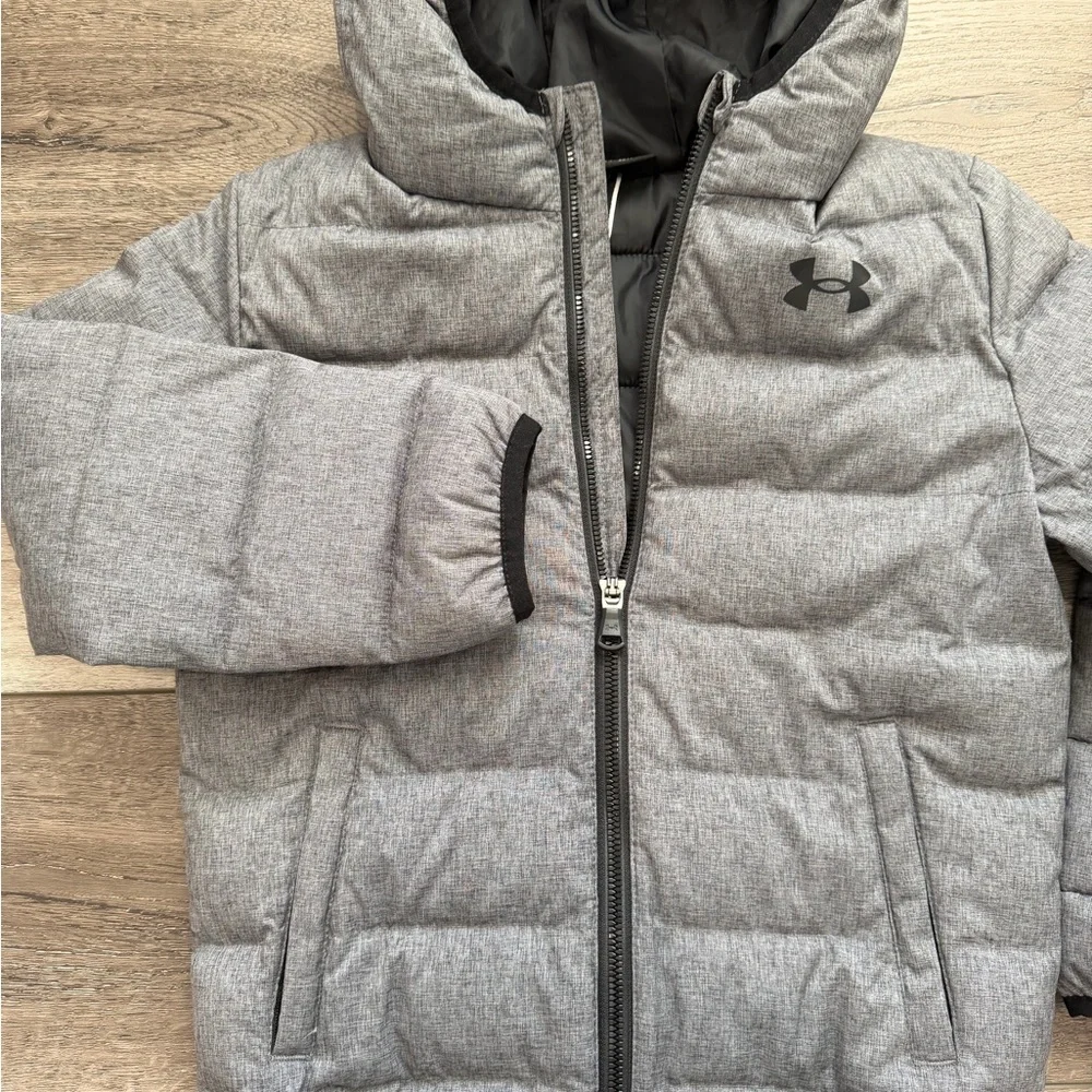 Under Armour Boys Gray Puffer Jacket
